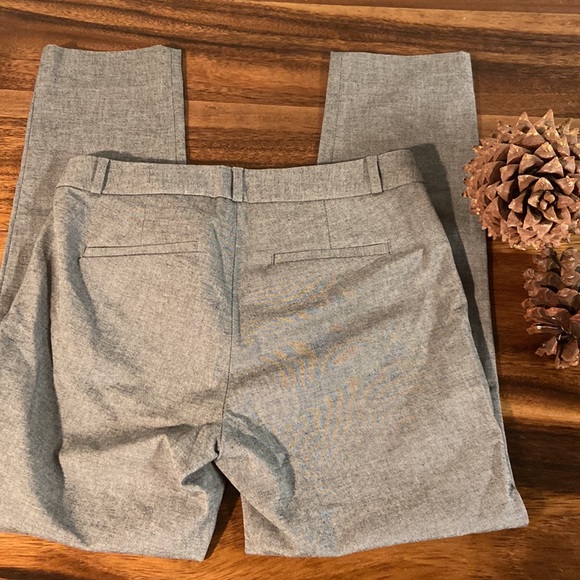 Banana republic women’s size 6 Sloan trousers, gray worn twice, straight leg - Picture 2 of 4
